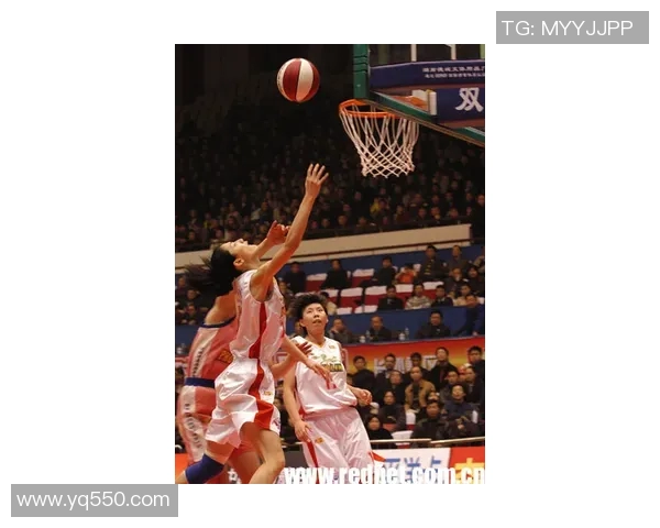 广州篮球队边路渗透战术解析与实战应用探讨